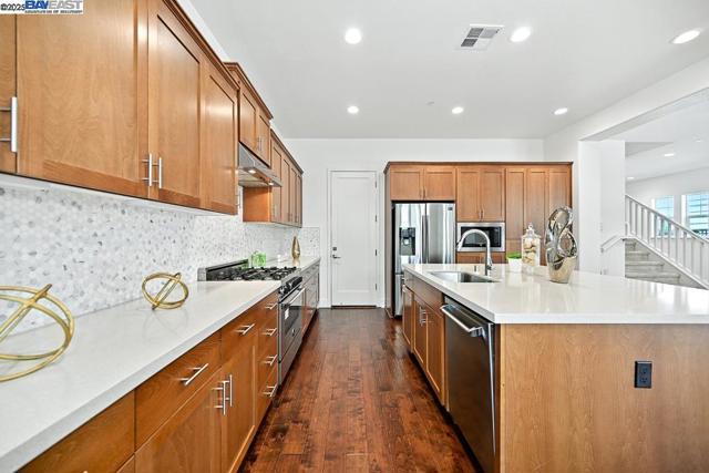 2100 Carbondale, Dublin CA: https://media.crmls.org/mediaz/66a445c6-4319-49f0-9f5f-559572ce1fb1.jpg