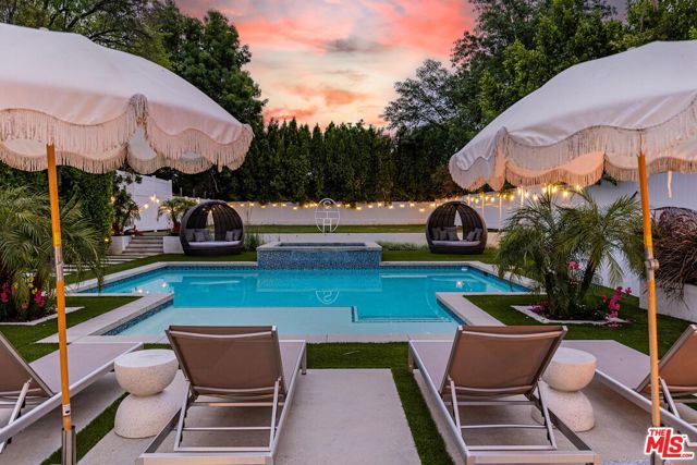 5162 Otis Avenue, Tarzana CA: https://media.crmls.org/mediaz/66a542cf-9972-45fb-b82f-b1cc345e2a81.jpg
