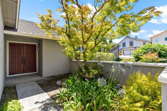 6561 Skyfarm Drive, San Jose CA: https://media.crmls.org/mediaz/66a7533a-dba4-4dd2-8c22-1a073b9c3e68.jpg