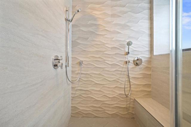 1548 Los Montes Drive, Burlingame CA: https://media.crmls.org/mediaz/66a7731e-4042-4b68-a1c4-6e0c2063c7ff.jpg