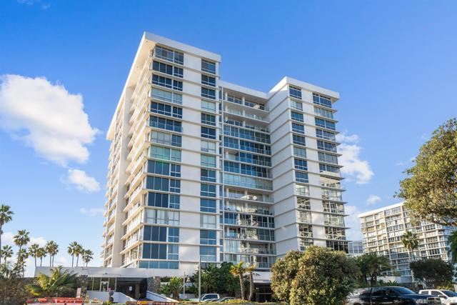 1780 Avenida Del Mundo, Coronado CA: https://media.crmls.org/mediaz/66a81d36-e862-4bc6-a63b-65a5deea45b0.jpg
