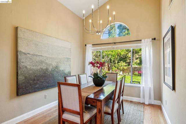 Image 13 of 55 For 5362 Saddleback Ct.