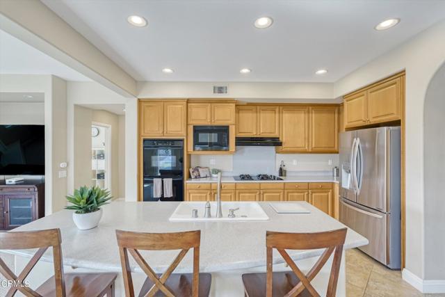 Detail Gallery Image 15 of 74 For 3315 Rising Star Ave, Simi Valley,  CA 93063 - 6 Beds | 4/1 Baths