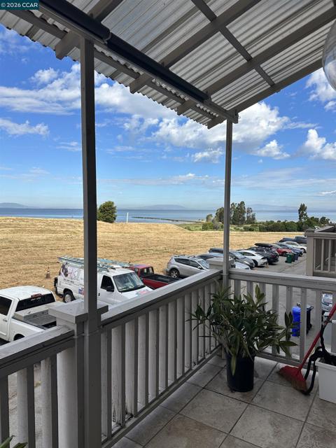 Image 28 of 30 For 2144 Railroad Ave