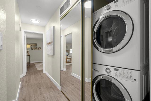 141 Albacore Lane, Foster City CA: https://media.crmls.org/mediaz/66ab8408-6e44-4e98-86dc-7abf02e7ca02.jpg