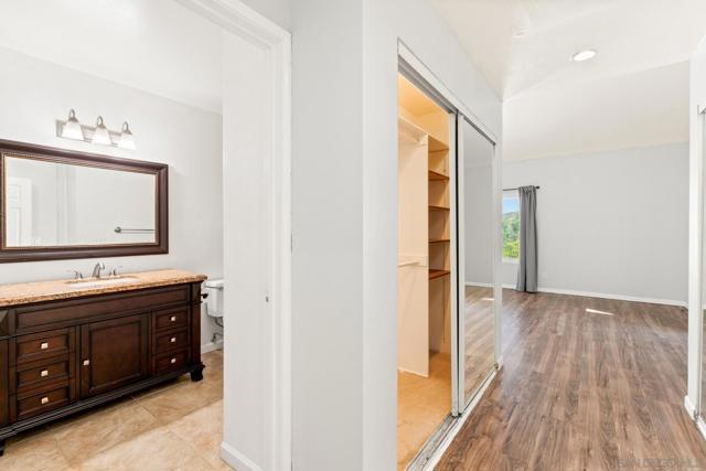15829 Davis Cup Lane, Ramona CA: https://media.crmls.org/mediaz/66aba64d-53ba-4dca-8b3f-79babf2c6766.jpg
