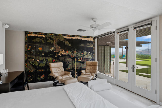 855 W Coronado Avenue, Palm Springs, CA 92262