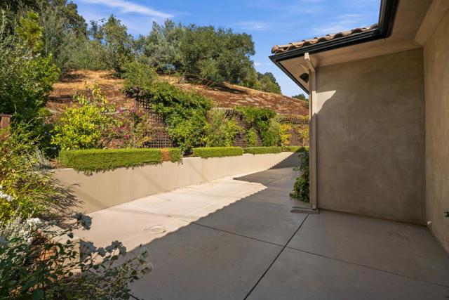 17435 Phillips Avenue, Los Gatos CA: https://media.crmls.org/mediaz/66aca354-617f-4edc-ae8e-64637dd464ef.jpg