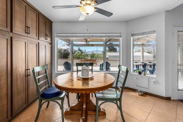 Detail Gallery Image 11 of 45 For 2647 Collado Corte, Alpine,  CA 91901 - 4 Beds | 2/1 Baths
