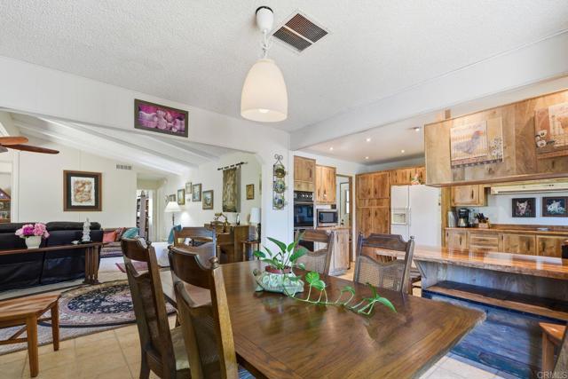 Detail Gallery Image 17 of 40 For 18218 Paradise Mountain Rd Spc 179 #LOT 179,  Valley Center,  CA 92082 - 2 Beds | 2 Baths