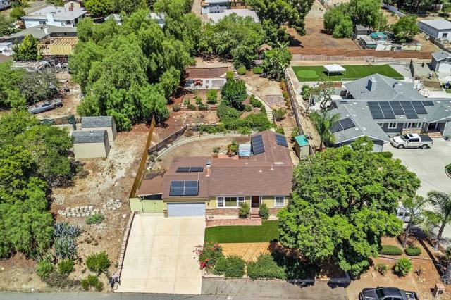 10720 Eureka Rd, Spring Valley CA: https://media.crmls.org/mediaz/66ad0b24-5bf5-4e4b-bf0b-b85c3485bb49.jpg