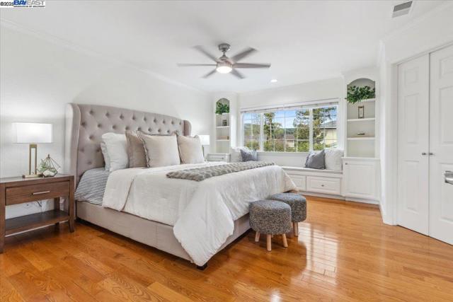 297 Ludlow Pl, San Ramon CA: https://media.crmls.org/mediaz/66ad249b-2dc9-4856-ad2f-41f288b8e3ae.jpg
