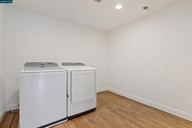 225 Rheem Blvd, Moraga CA: https://media.crmls.org/mediaz/66ad5683-6d72-4872-a6f7-9c8f6b81a757.jpg