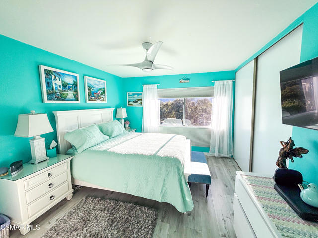 291 Sequoia Court, Thousand Oaks CA: https://media.crmls.org/mediaz/66ae6404-f58f-41ad-80b5-d34a90773ea4.jpg