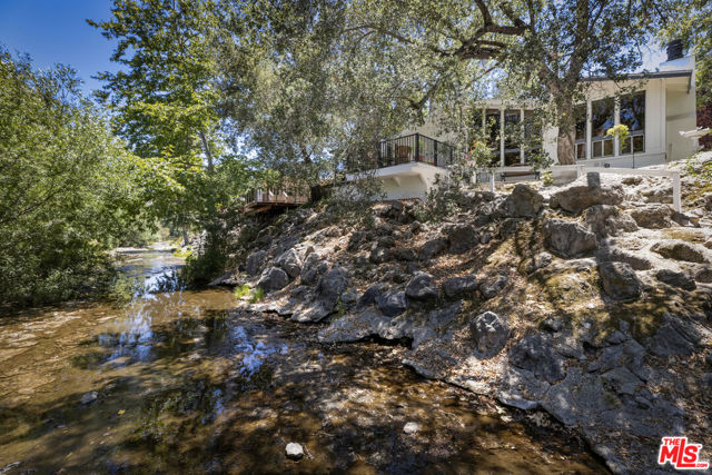 54 Robin Hood Place photo 36