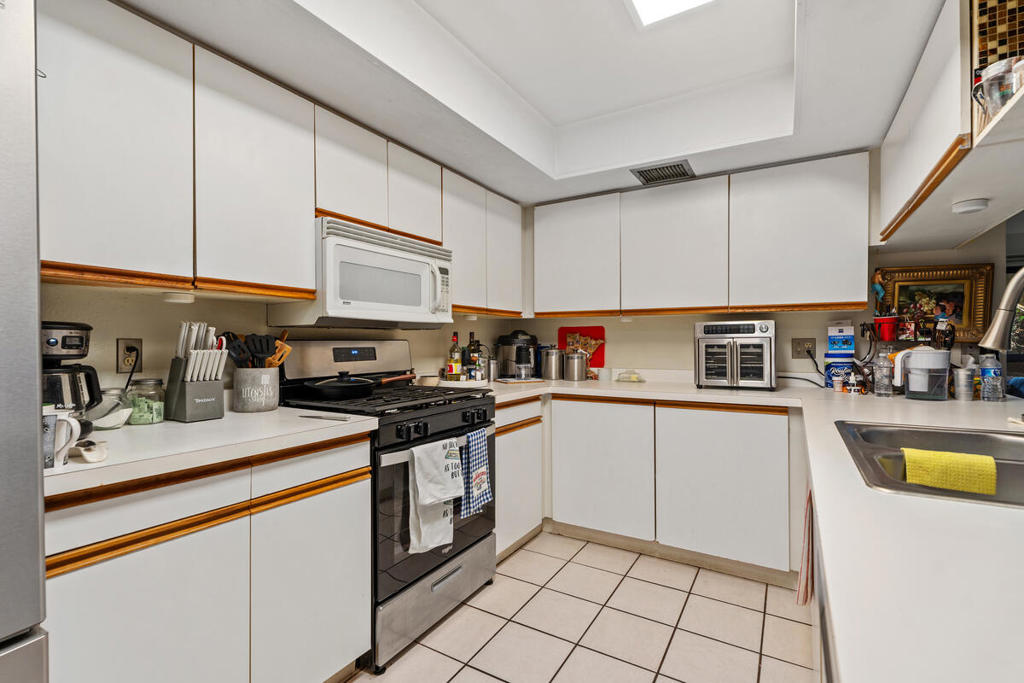 MLS #219138400DA image #12