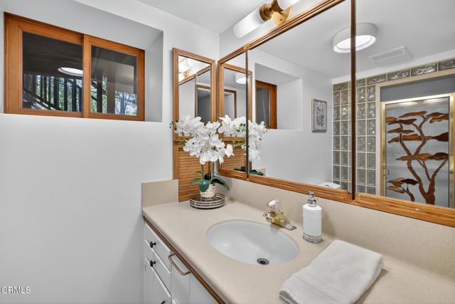 469 Sycamore Glen, Pasadena CA: https://media.crmls.org/mediaz/66af85fc-3ab6-4a46-be7a-8ba62fbf069e.jpg
