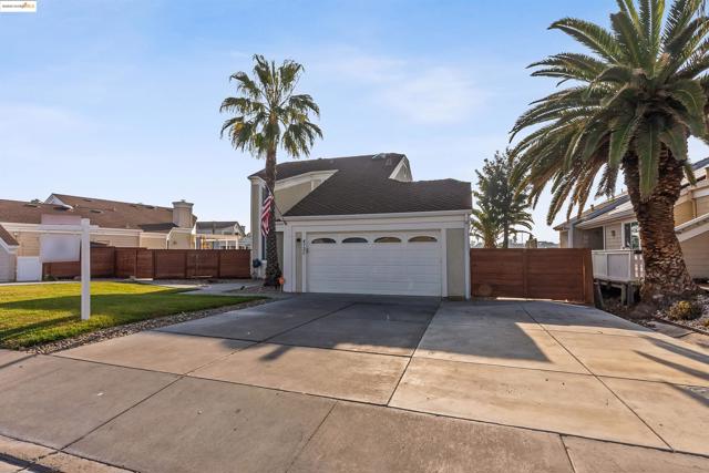 4730 Spinnaker Way, Discovery Bay CA: https://media.crmls.org/mediaz/66af9d9b-a8b0-4c57-aa1b-bbf3e43d4cff.jpg