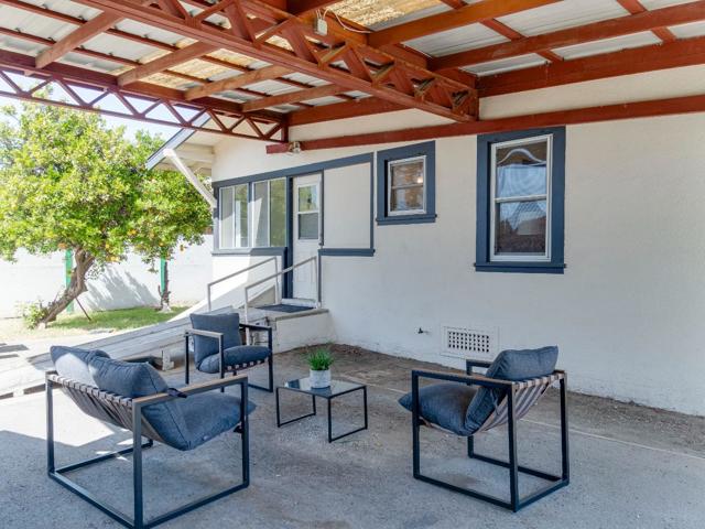 906 West Street, Hollister CA: https://media.crmls.org/mediaz/66afe5f3-0dc3-42b4-88c9-0297961ca8e8.jpg