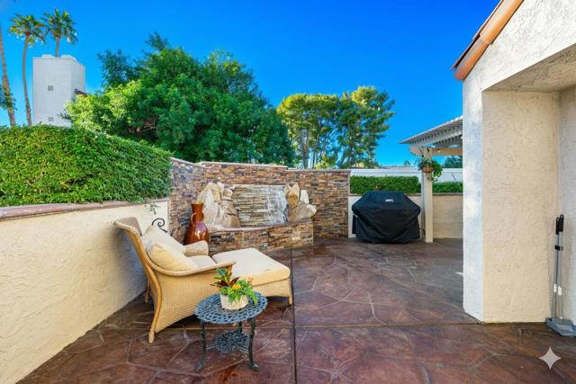 317 Forest Hills Drive, Rancho Mirage CA: https://media.crmls.org/mediaz/66b02218-f179-4cde-ac76-6676fa3e0196.jpg