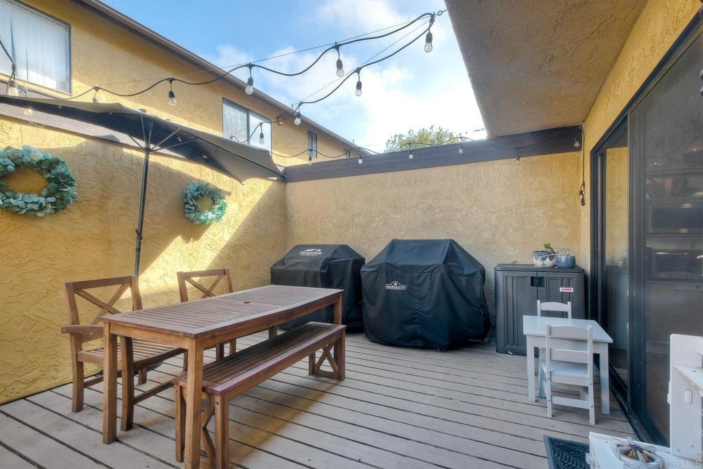 1680 N Coast Highway 101 27