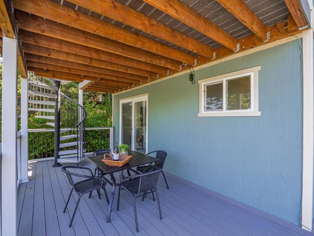 609 Encino Drive, Aptos CA: https://media.crmls.org/mediaz/66b07c3c-69a5-4415-8ba2-e9177c93e811.jpg