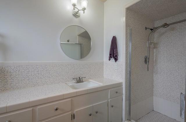528 La Mesa Drive, Salinas CA: https://media.crmls.org/mediaz/66b154e3-e140-4b7a-828a-12df36cc0575.jpg