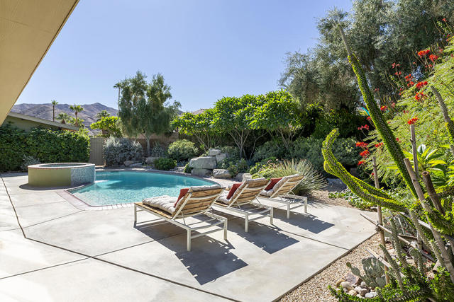 67931 Valley Vista Drive, Cathedral City CA: https://media.crmls.org/mediaz/66b29599-92ad-43ee-8f71-6cfbc2815a26.jpg