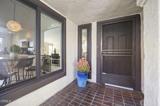 2205 Vina Del Mar, Oxnard CA: https://media.crmls.org/mediaz/66b322ac-ff62-4ba5-aad4-c02b9feddb23.jpg