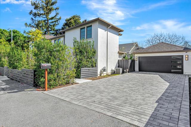 2101 Valparaiso Avenue, Menlo Park CA: https://media.crmls.org/mediaz/66b33dab-23bd-4ae2-b81c-20878a495e3e.jpg