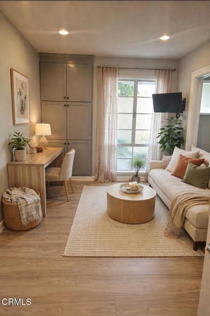 Detail Gallery Image 13 of 32 For 4982 Lafayette St, Ventura,  CA 93003 - 4 Beds | 2/1 Baths