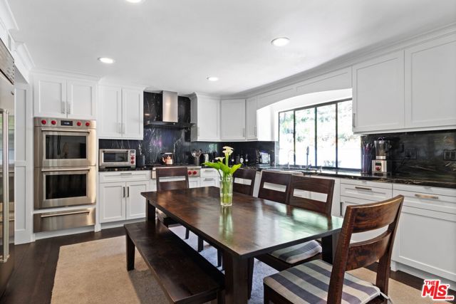 Drew Fenton | 1060 Chantilly Road Los Angeles CA | MLS: 7138387