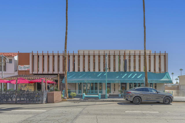 Image 10 of 13 For 360 Palm Canyon Drive