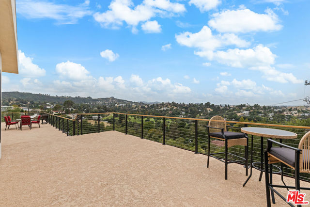 4671 Bedel Street, Woodland Hills CA: https://media.crmls.org/mediaz/66b52cd9-bc4c-40cd-80b7-12b2c21ffcc0.jpg