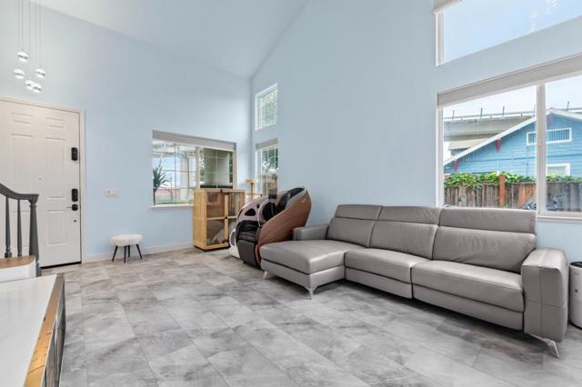 708 Raineer Court, San Leandro CA: https://media.crmls.org/mediaz/66b5d849-42c1-4fb3-806c-d54d6f4c1aec.jpg