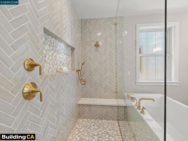 Image 22 of 42 For 259 Haleena Place