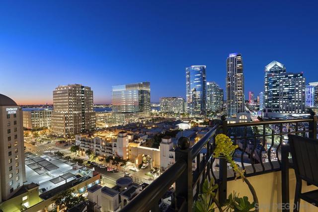 700 Harbor Drive, San Diego, California 92101, 2 Bedrooms Bedrooms, ,2 BathroomsBathrooms,Condominium,For Sale,Harbor Drive,250001369SD