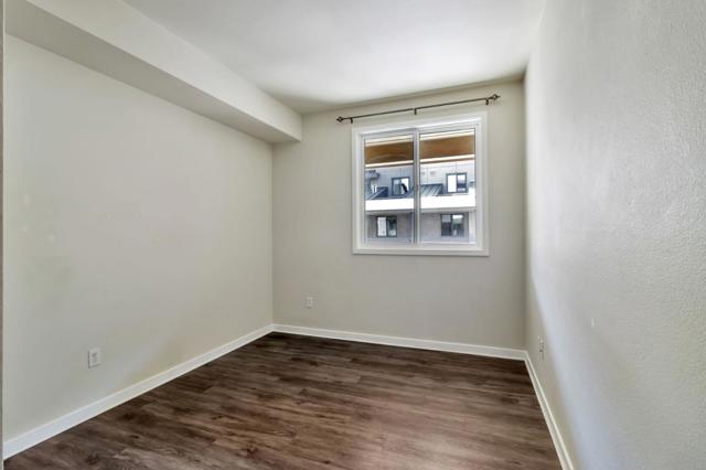 2925 Glascock Street, Oakland CA: https://media.crmls.org/mediaz/66ba034a-1cf4-4c4a-ac22-cae724fa10bb.jpg