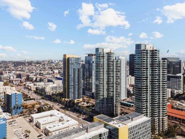 1205 Pacific Hwy, San Diego CA: https://media.crmls.org/mediaz/66ba6fa7-c7f0-4fe1-a35a-407367ee5996.jpg
