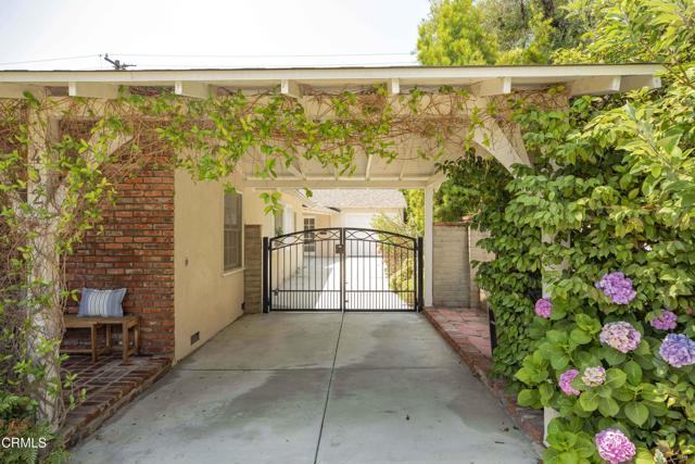 Detail Gallery Image 4 of 37 For 432 Oliveta Pl, La Canada Flintridge,  CA 91011 - 4 Beds | 3 Baths