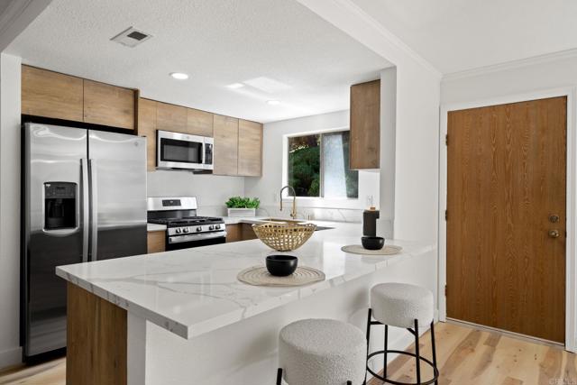 Image 6 of 30 For 4269 Black Duck Way