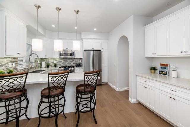 Detail Gallery Image 14 of 39 For 4057 Lamont St, San Diego,  CA 92109 - 3 Beds | 2/1 Baths