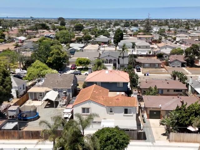 1223 12TH STREET, Imperial Beach CA: https://media.crmls.org/mediaz/66bbf453-e5dd-4de8-97e9-f5f2cbd1f599.jpg