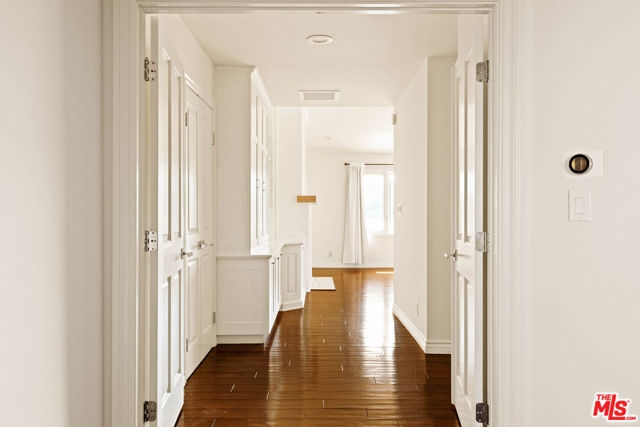 24446 Park Granada photo 10