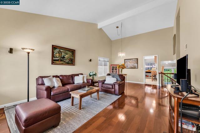 102 Monasterio Ct, San Ramon CA: https://media.crmls.org/mediaz/66bc8b6a-8a7b-4f62-b1e2-b35e0c2dffd2.jpg