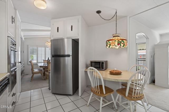 Detail Gallery Image 14 of 34 For 8 Calle Fronte #204,  Camarillo,  CA 93012 - 2 Beds | 2 Baths