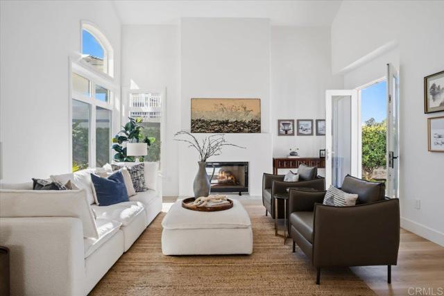 Detail Gallery Image 6 of 49 For 4735 Bryce Circle, Carlsbad,  CA 92008 - 3 Beds | 3 Baths