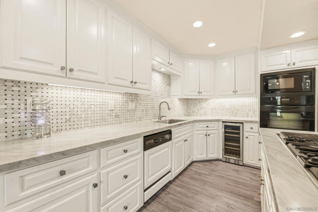 7525 Jerez Ct. - photo 15