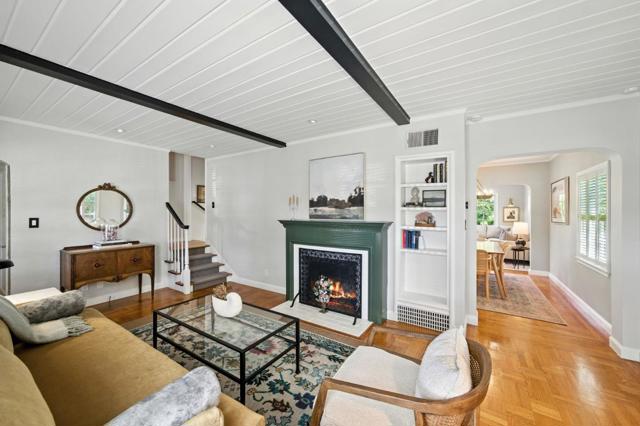 2671 Isabelle Avenue, San Mateo CA: https://media.crmls.org/mediaz/66c21e99-b119-4069-adc6-b26851a842a3.jpg
