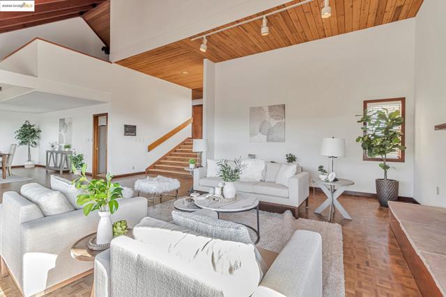 1518 MADERA CT, El Cerrito CA: https://media.crmls.org/mediaz/66c437a2-85ff-4c22-86a1-a72908364dd9.jpg